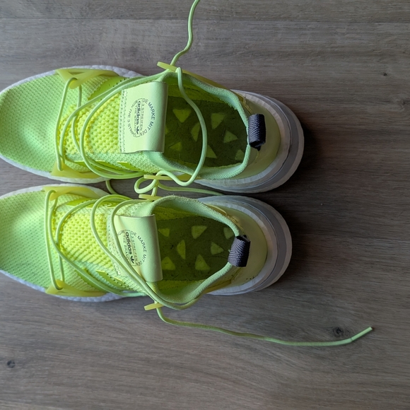 Adidas Men's Arkyn Neon Green Sneakers. Size 8.5 - Picture 2 of 6